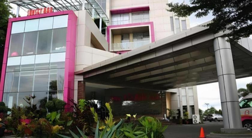 The Belagri Hotel And Convention Sorong Exterior photo